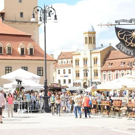 Andrew's Place-in The Heart Of The Old City